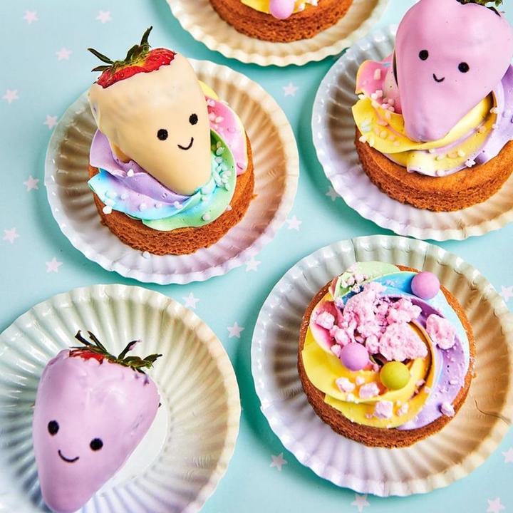 Actual product image FunCakes Food felt (5 x)