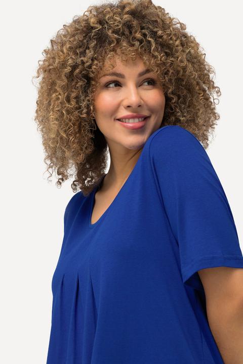 Actual product image Ulla Popken Essential Front Pleat Tee (42, 44)