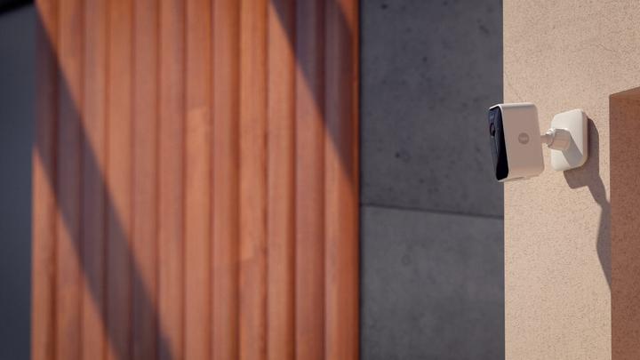Actual product image Yale Smart indoor & outdoor camera with battery or cable (1920 x 1080 Pixels)