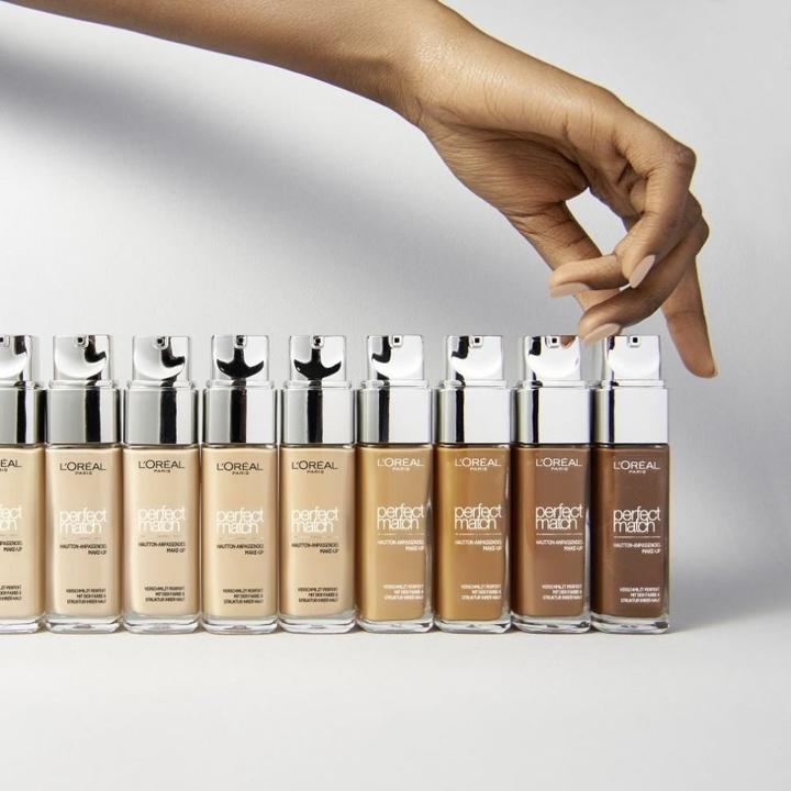 Produktbild L'Oréal Paris Perfect Match Make-Up (10.D/10.W Deep Golden)