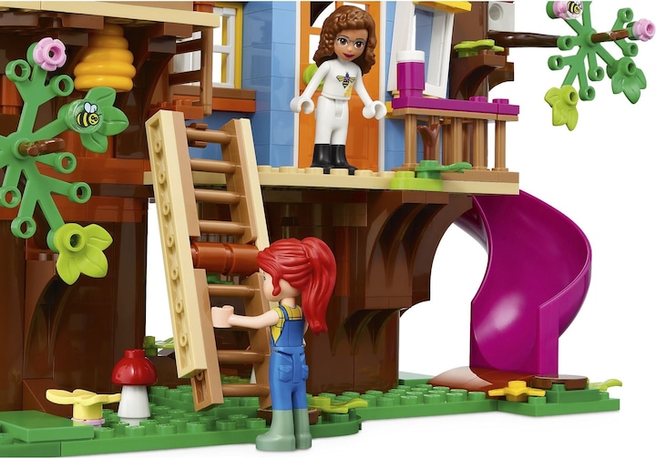 Actual product image LEGO Friendship Treehouse (41703, LEGO Friends)