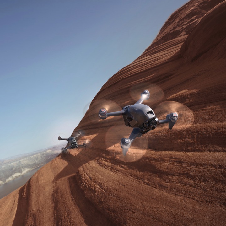 Produktbild DJI FPV Universal Edition (20 min, 795 g, 12 Mpx)