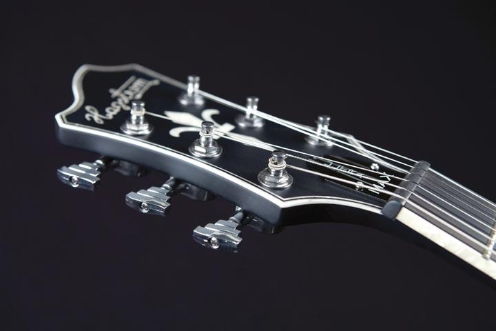 Actual product image Hagstrom Electric Guitar, Ultra Max, Black Satin (Electric guitar, Mahogany, Maple)