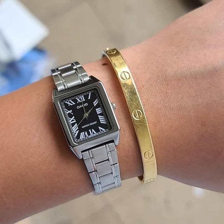 Actual product image Casio LTP-V007D-1B (Analogue wristwatch, 22 mm)