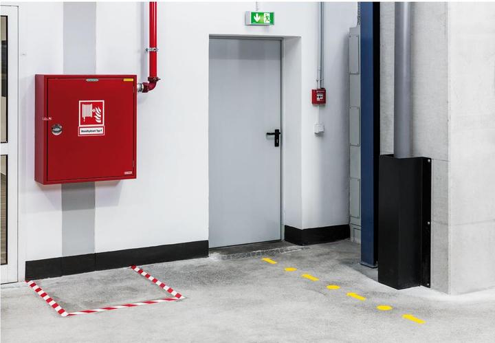 Immagine prodotto Durable Nastro segnaletico per pavimenti Duraline Strong 2 colori (50 mm)