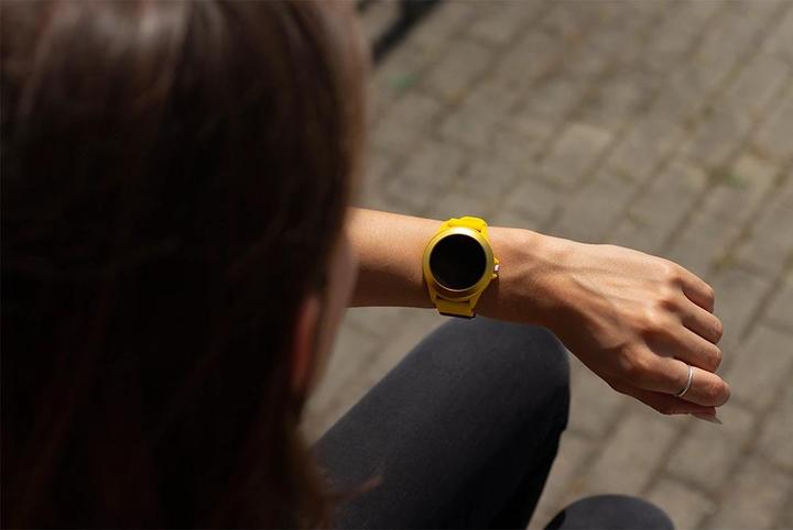 Actual product image Forever Smartwatch Colorum CW-300 xYellow (43 mm)
