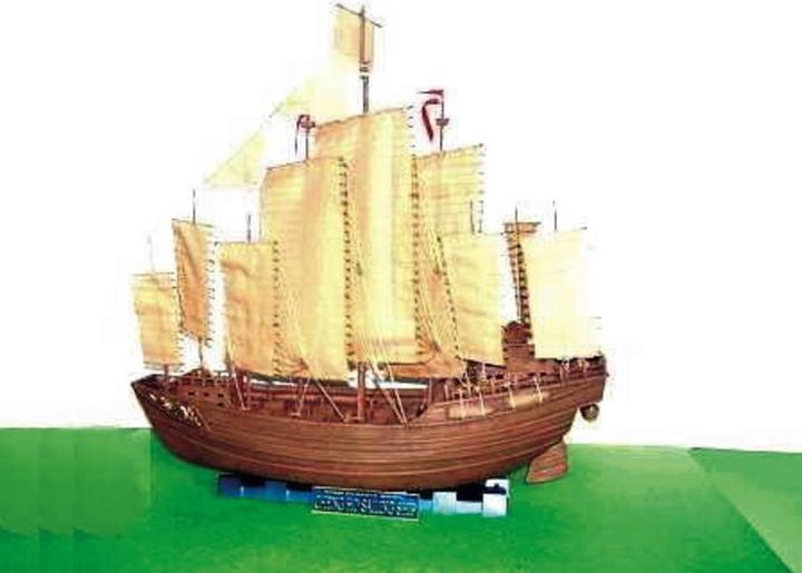 Actual product image Trumpeter Chinese Junk Chengho 1405-1430