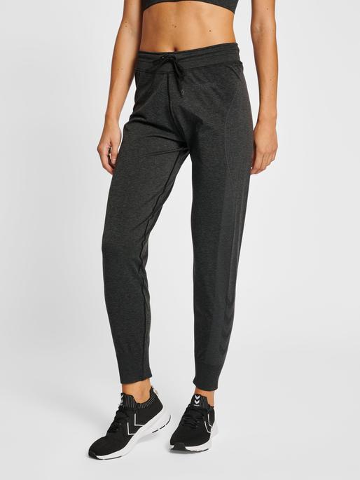 Actual product image hummel Hmlmt Hana Seamless Tapered Pants (L)