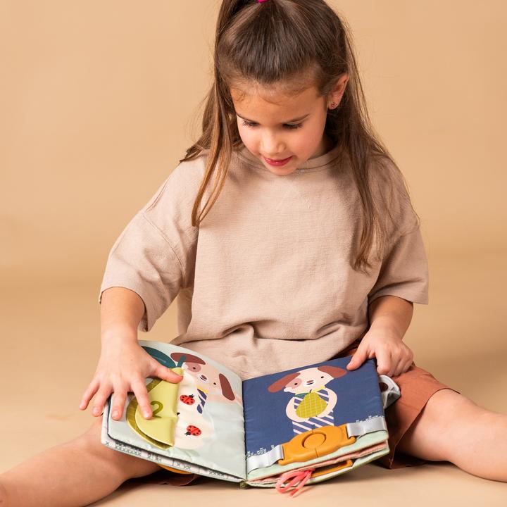 Image du produit Taf Toys Aktivitätenbuch Fantasy (Allemand, Anglais, Français, Italien, Suisse-allemand)