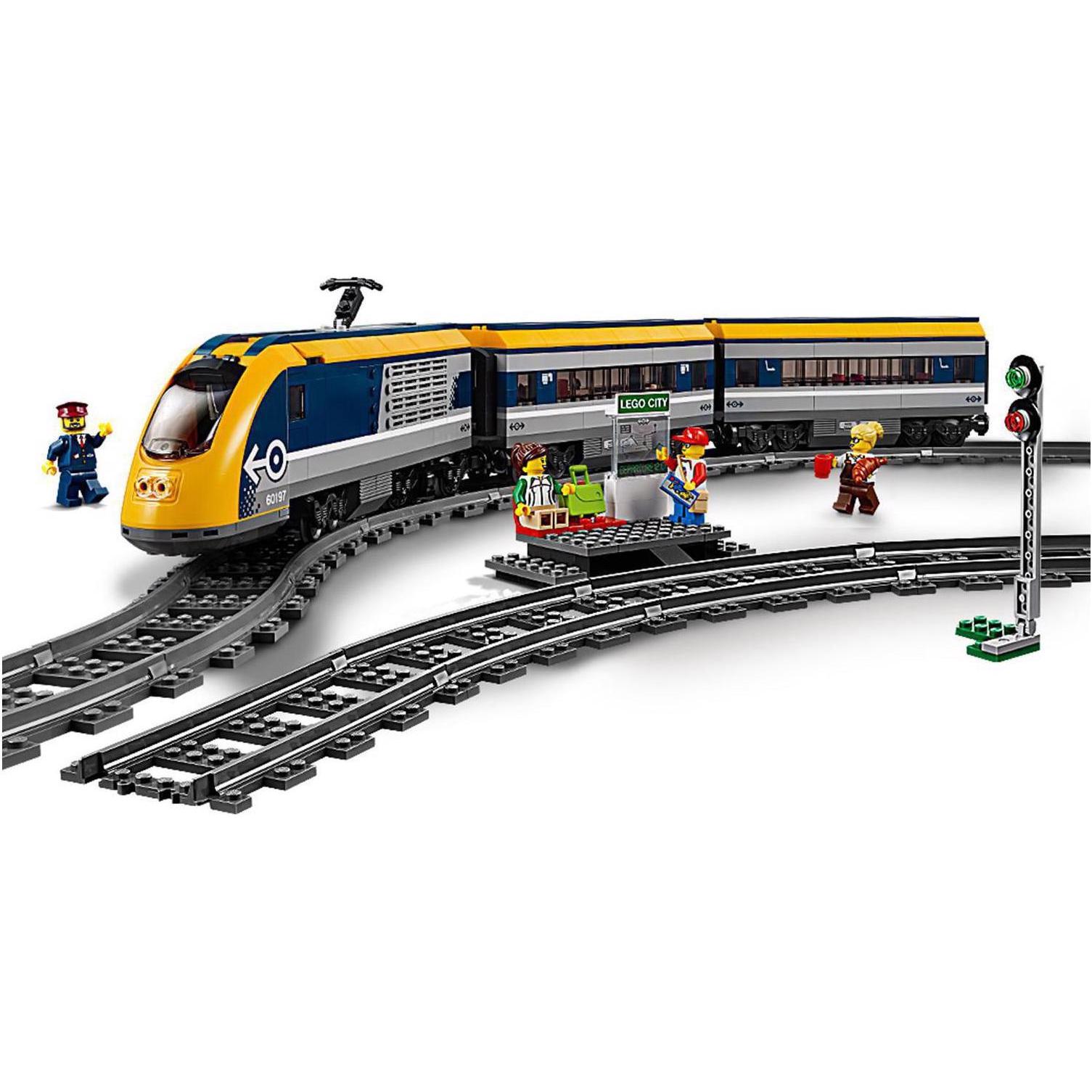 LEGO Treno passeggeri acquista su Galaxus