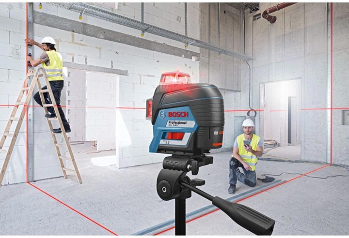 Immagine prodotto Bosch Professional Laser lineare GLL 3-80 C (4x1.5V AA, scatola)