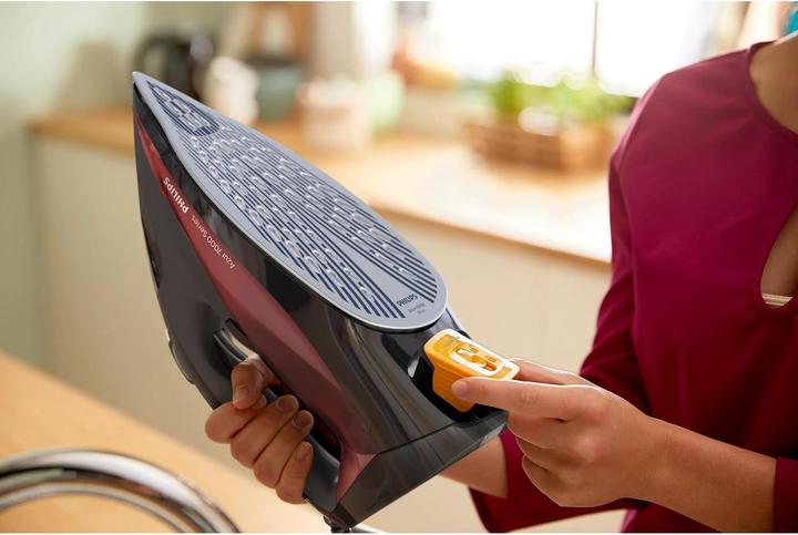 Actual product image Philips DST7022/40 (2800 W, 250 g/min)