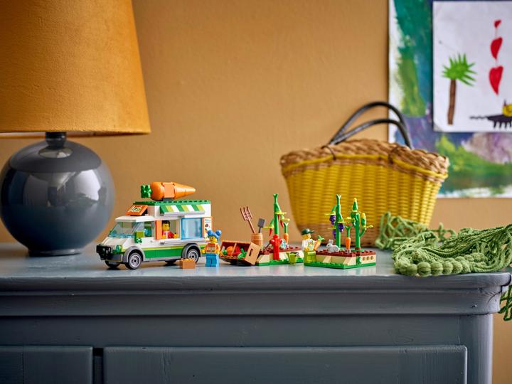 Produktbild LEGO Gemüse-Lieferwagen (60345, LEGO City)