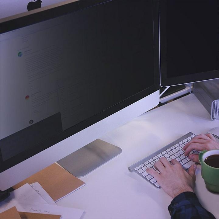 Actual product image Qoltec 51059 - Monitor - Transparent - Privacy - 60.5 cm (23.8 inch) - 527 mm - 29 (23.80", 16:9)