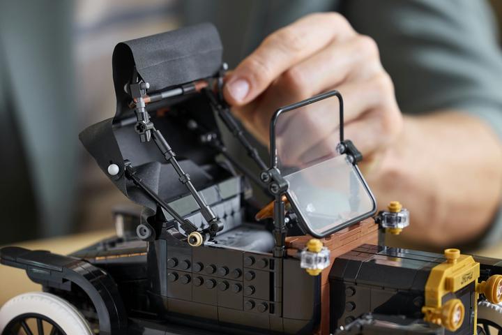 Immagine prodotto LEGO Ford Modello T (LEGO Icons)