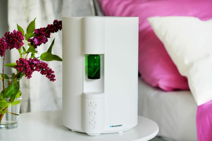 Actual product image Blaupunkt Humidifier with fragrance diffuser model AHA501 (20 m²)