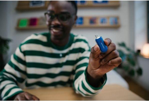 Actual product image Verbatim Plectra Blue 512GB USB-C Flash Drive 30235 (512 GB, USB-C)