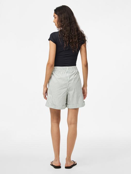 Actual product image Pieces PCTAELYN Shorts (M)