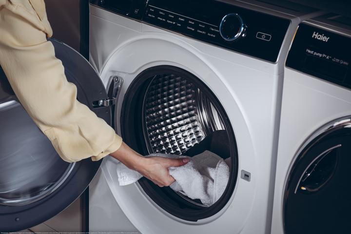 Actual product image Haier HW 90 BD14979 U1 Smart hOn App (9 kg, Left)