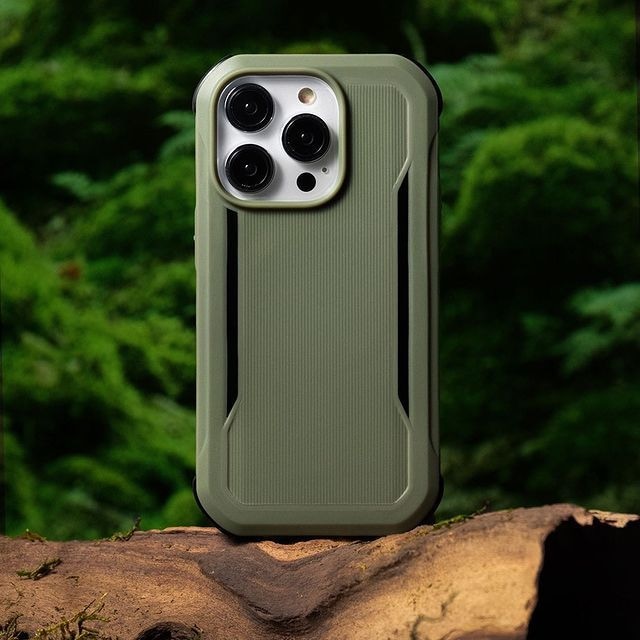 Immagine prodotto X-Doria Fort Case iPhone 14 Pro con cover blindata MagSafe nera (Apple iPhone 14 Pro)