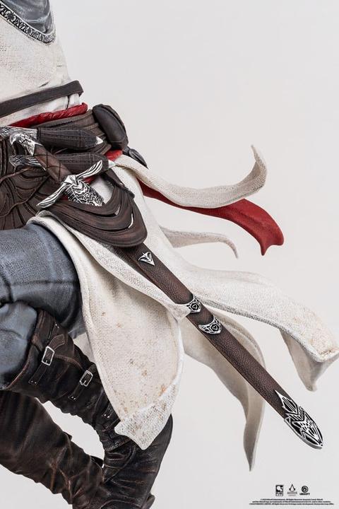 Actual product image Pure Arts Assassin's Creed Statue 1/6 Hunt for the Nine Scale Diorama 44 cm