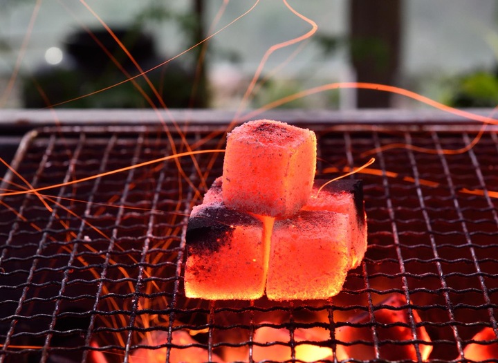 Immagine prodotto Champ Al Malik Carbone di cocco per shisha e cubetti per barbecue Casablanca 1 KG (72 cubetti) (1 x)