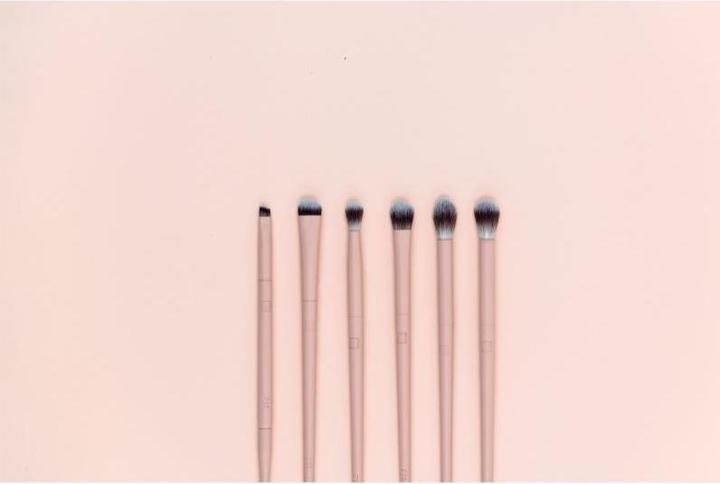 Actual product image Sosu Cosmetics - Luxury Brush Eye Collection (Eyebrows)