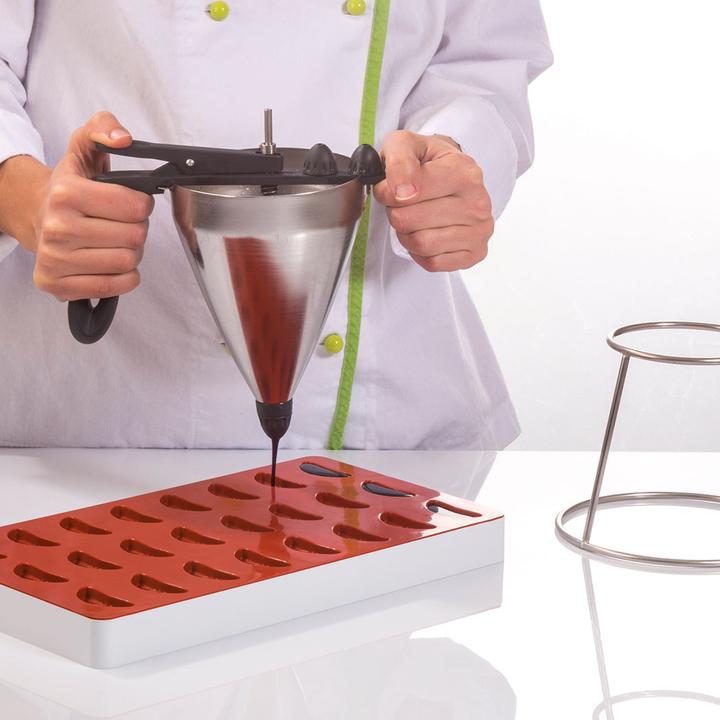 Actual product image Martellato Professional funnel