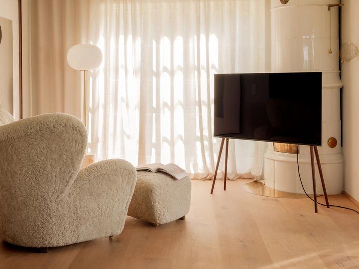 Image du produit JALG Minimalist TV-Stand (42" - 55")