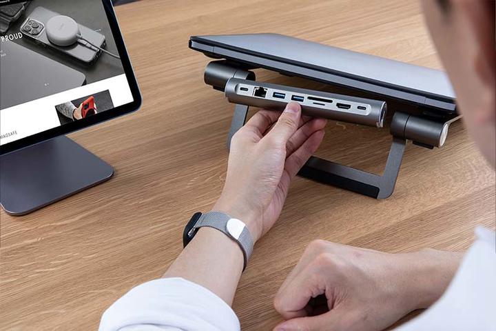 Image du produit Epico 9919111900002 boîtier de sécurité pour tablette (12.9") Grey