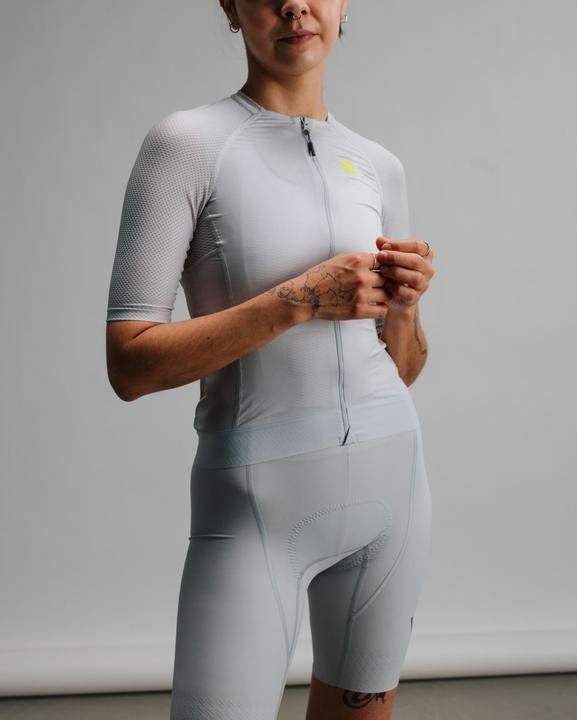 Actual product image Isadore Alternative (M)