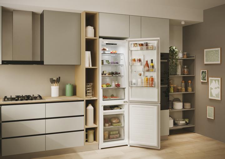 Image du produit Candy CNCQ2T518EW (279 l)