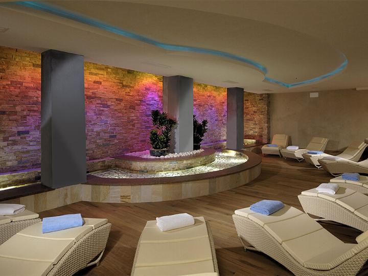 Immagine prodotto Smartbox Un anniversaire détente: 2 giorni in hotel con spa di lusso in Europa (2 Persone)