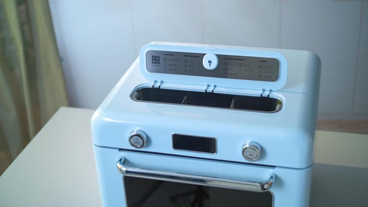 Actual product image Smeg COF01PBEU