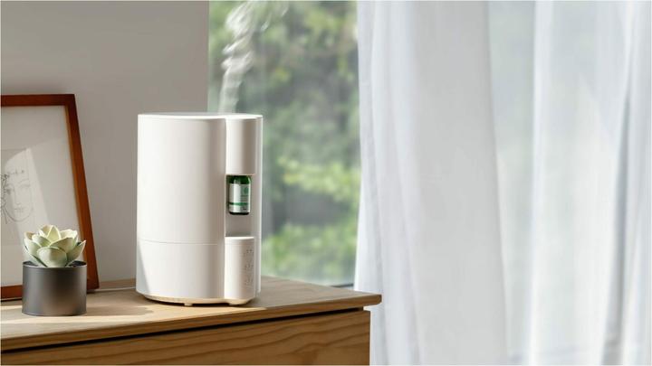 Actual product image Blaupunkt Humidifier with fragrance diffuser model AHA501 (20 m²)