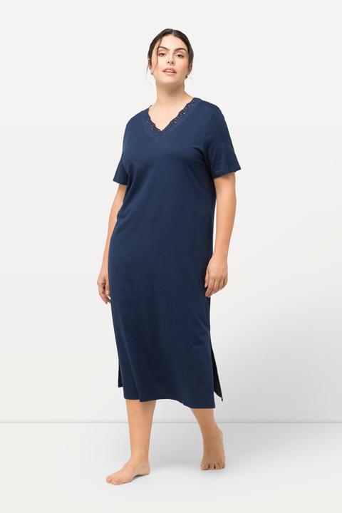 Image du produit Ulla Popken Chemise de nuit en modal, broderie ajourée sur le décolleté en V et manches courtes (60)