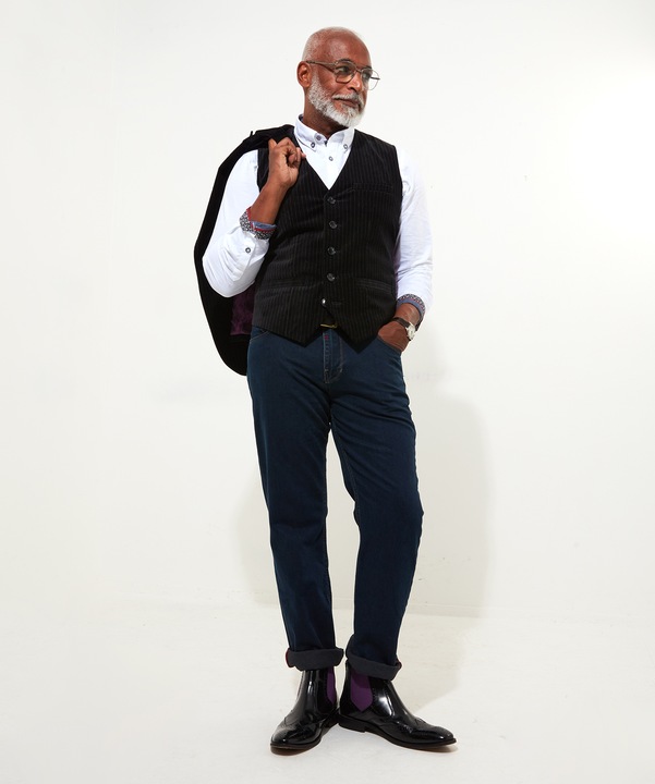 Produktbild Joe Browns Velvet Pinstripe Suit Waistcoat (54)