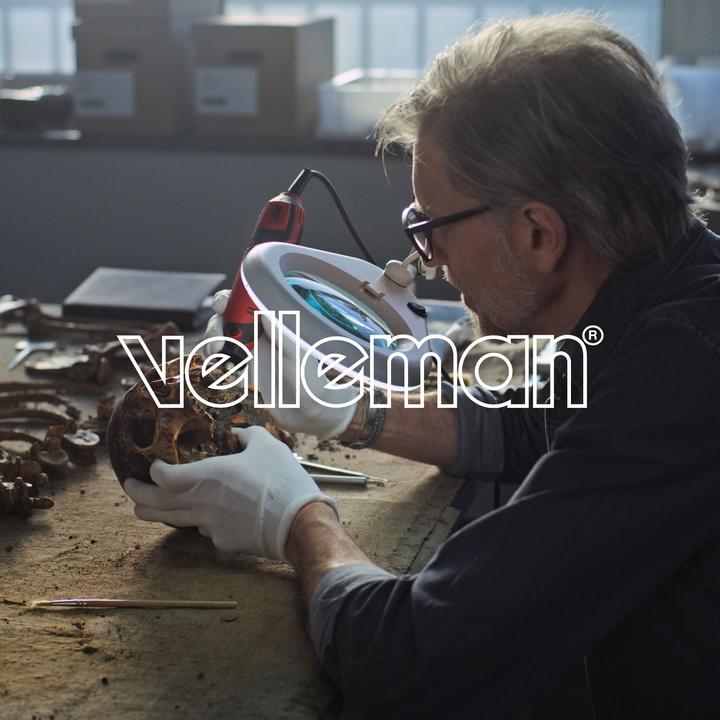 Image du produit Velleman Lampe grossissante 8 dioptries (1050 lm)