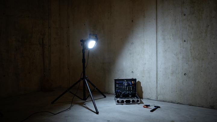 Actual product image Steffen Telescopic stand 108.8cm to 200cm