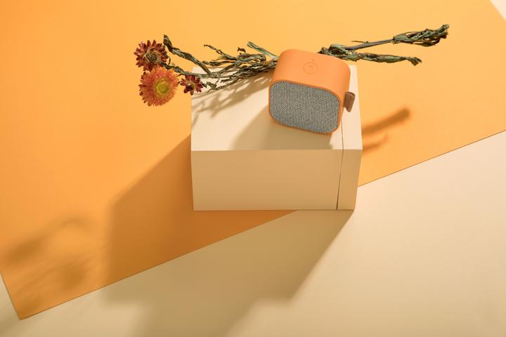 Actual product image Kreafunk aCUBE - Sunny Orange (KFWT25)