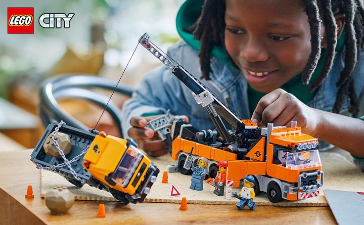 Produktbild LEGO Schwerlast-Abschleppwagen mit Kran (LEGO City)