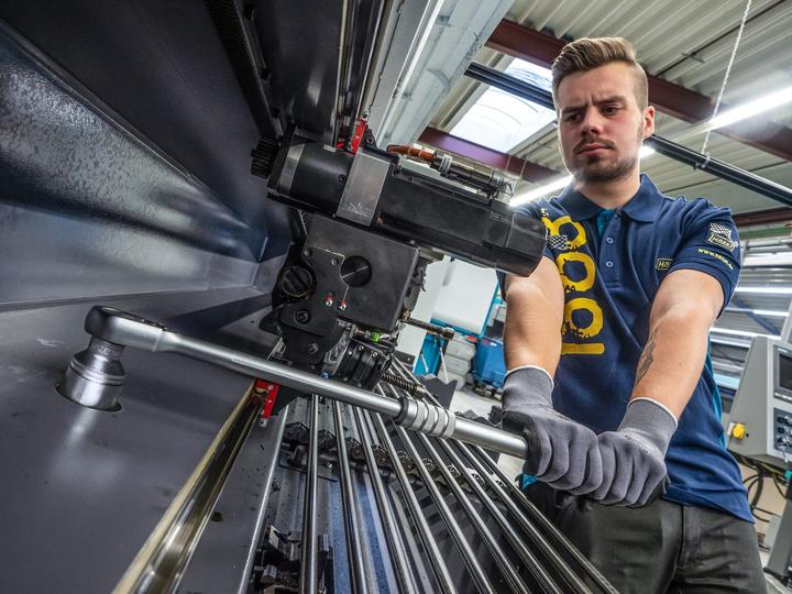 Immagine prodotto HAZET Leva a cricchetto reversibile con dentatura fine HiPer ∙ estraibile 916HPLG ∙ Attacco quadro,… (1/2")