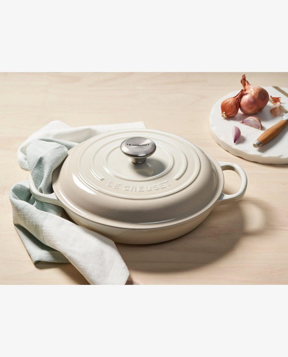 Actual product image Le Creuset Gourmet Professional Pot Signature Ø 30cm, round (30 cm, Casserole + Stewpot, Cast iron)