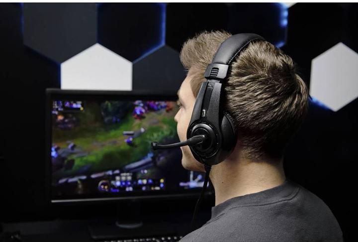 Produktbild Speedlink LEGATOS Stereo Gaming Headset - for PC/PS5/PS4/Xbox Series X/S/Switch/OLED/Lite, black (Kabelgebunden)