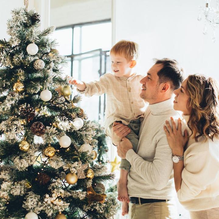 Produktbild Hermex Christbaum-Rock Weihnachtsbaumdecke Tannenbaum-Teppich Baumrock-Matte (1 -teilig)