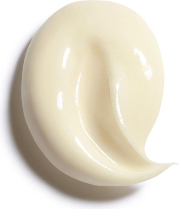 Actual product image Chanel Sublimage La Creme Yeux (Eye Care Cream, 15 ml, Day + Night)