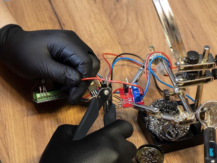 Actual product image Velleman Precision side cutter (130 mm)