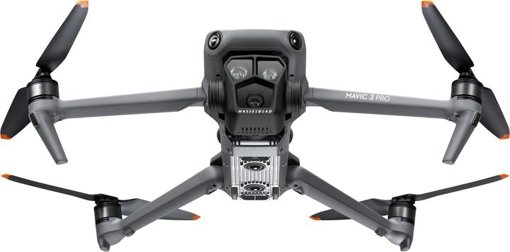 Produktbild DJI Mavic 3 Pro Fly More Combo inkl. RC Pro (43 min, 958 g, 20 Mpx)