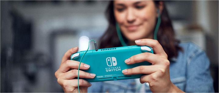 Produktbild Nintendo Switch Lite + Animal Crossing + Switch Online