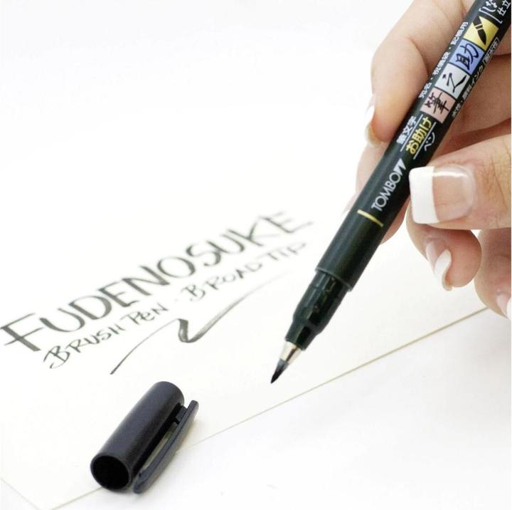 Actual product image Tombow Calligraphy pen WS-BS soft (Black, 1 x)